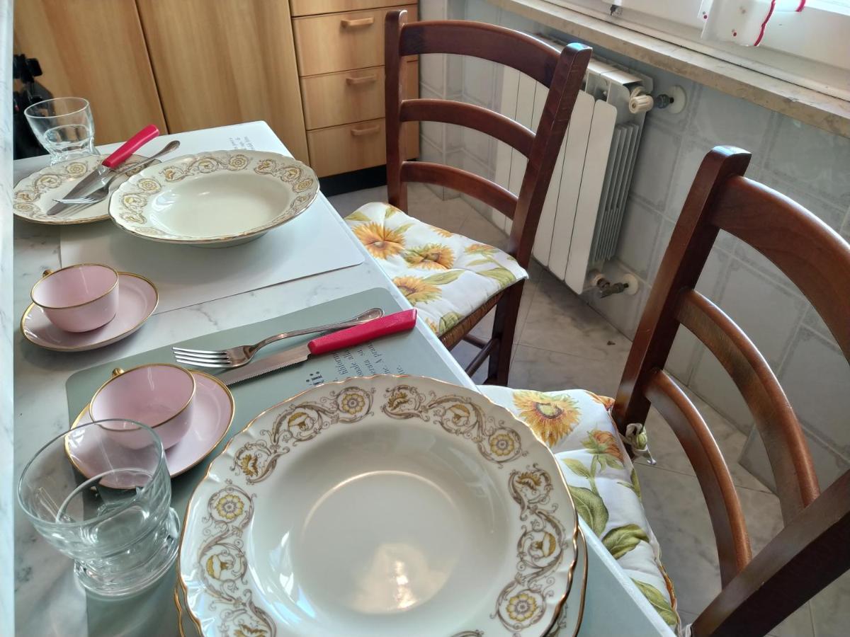 莱万托Elena House公寓 外观 照片